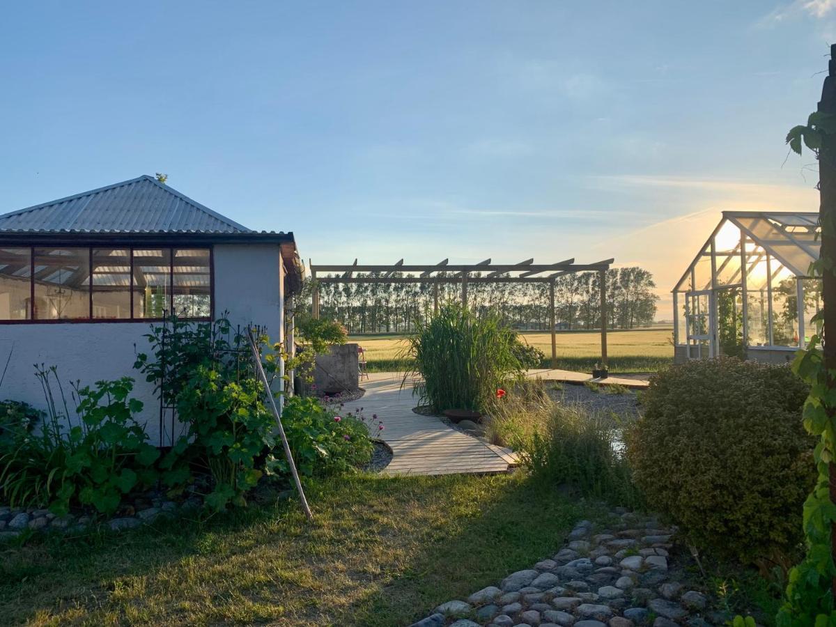 Strandbadsgarden B&B Löderup Kültér fotó